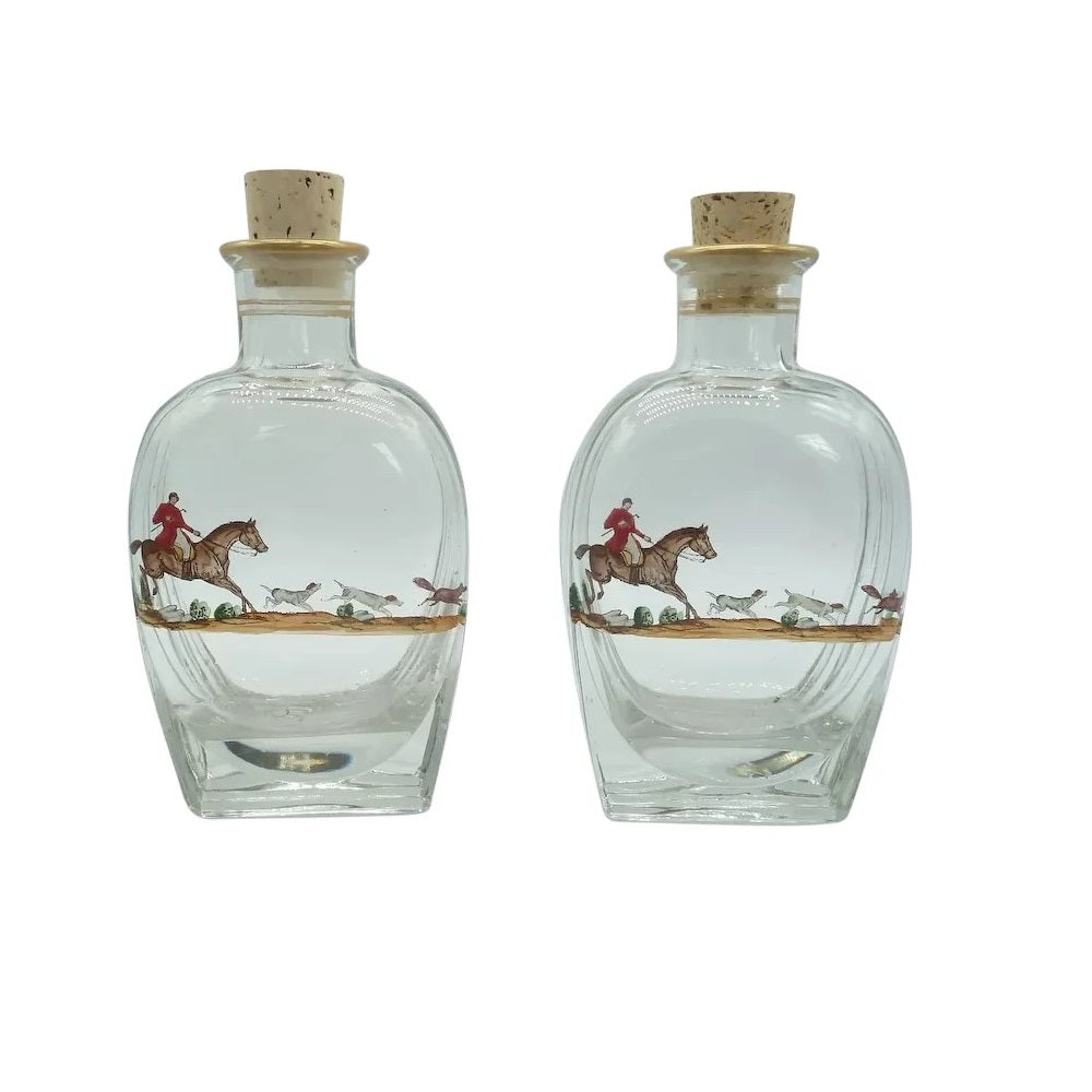 Mid Century Pair of Decanters with Hand Painted Fox Hunt Scenes 43 Mid Century Pair of Decanters with Hand Painted Fox Hunt Scenes 43