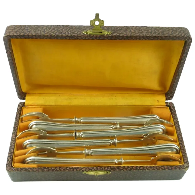 French 950 Silver Oyster Forks - 43 Chesapeake Court Antiques